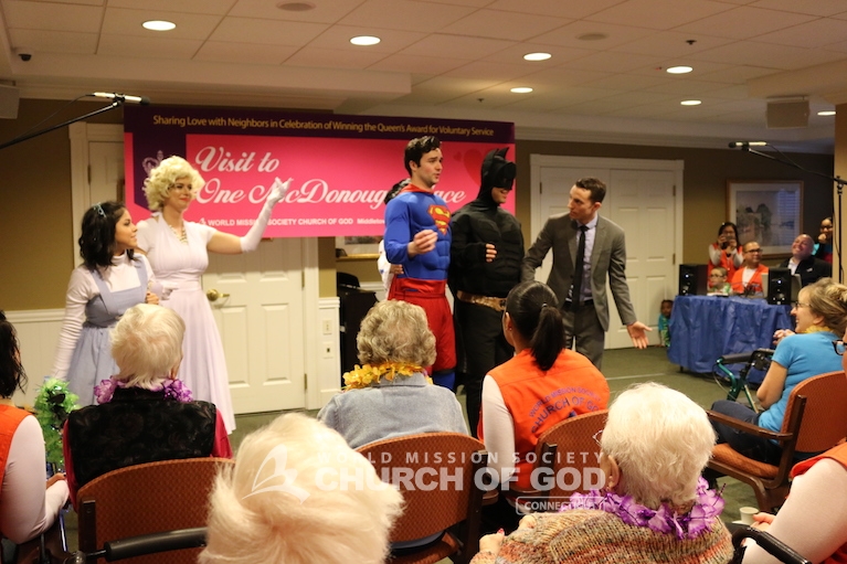 Senior Citizen Visit, One MacDonough Place, World Mission Society Church of God, wmscog, CT, Connecticut, Middletown, elderly, resident, volunteer, volunteerism, Christian, Queen's Award, service, community
