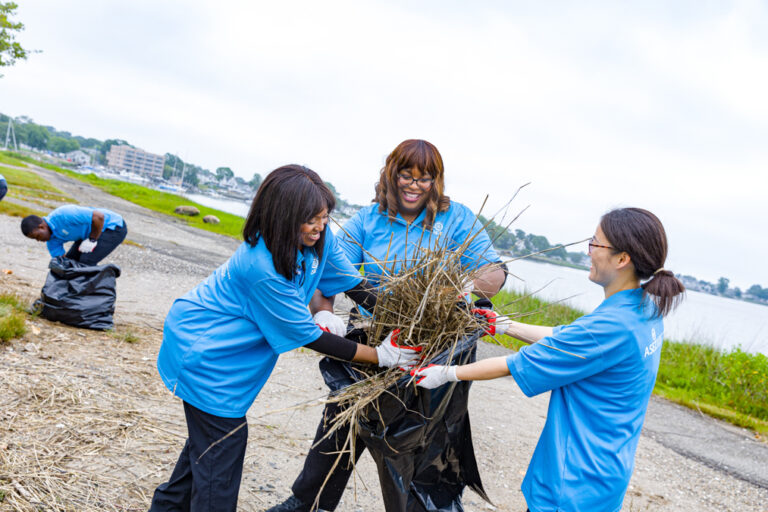 ASEZ Blue Carbon Volunteer Clean up Norwalk CT